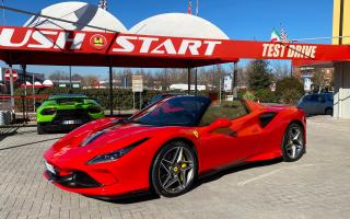 test drive Ferrari F8 Tributo Spider