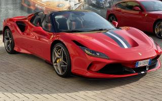 test drive Ferrari F8 Tributo Spider