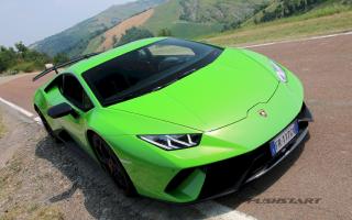 test drive Lamborghini Huracan Performante