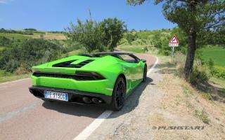 test drive Lamborghini Huracan Spyder