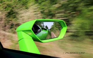 test drive Lamborghini Huracan Spyder