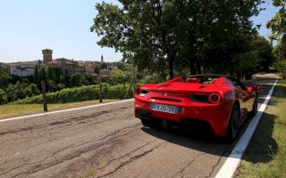 test drive Maranello tour Long 30 minuts